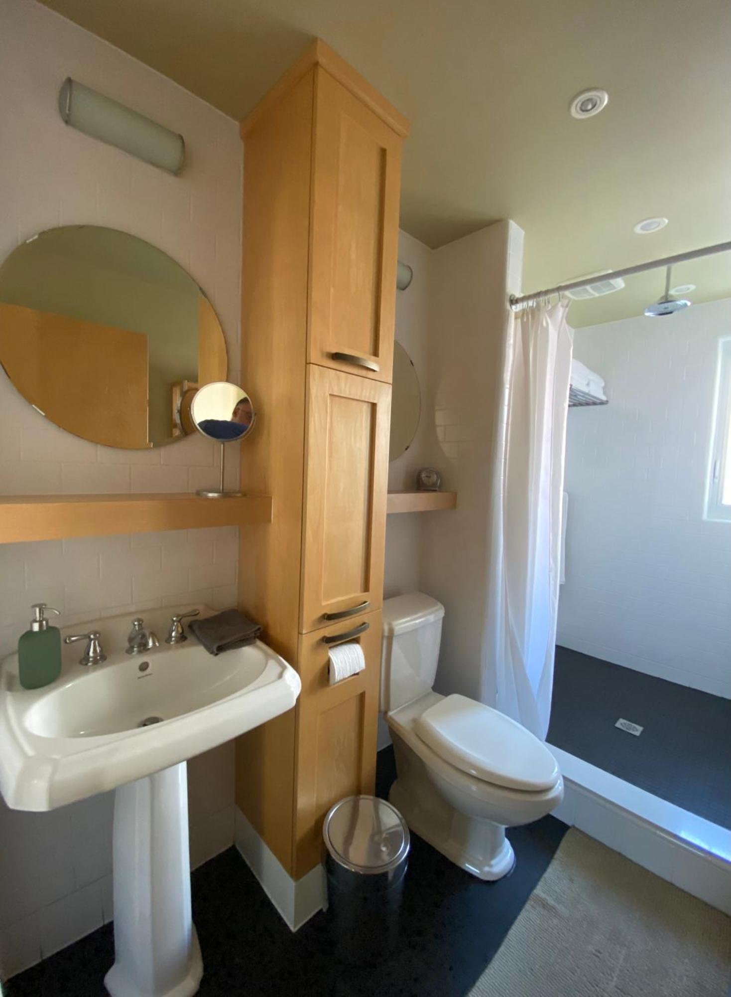 Les 3 Chambres Montreal Bagian luar foto